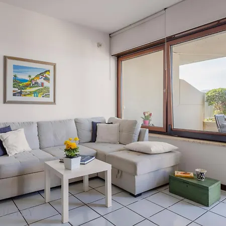 Onda Blu Addaura By Domusicily Apartment